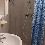 Niki *